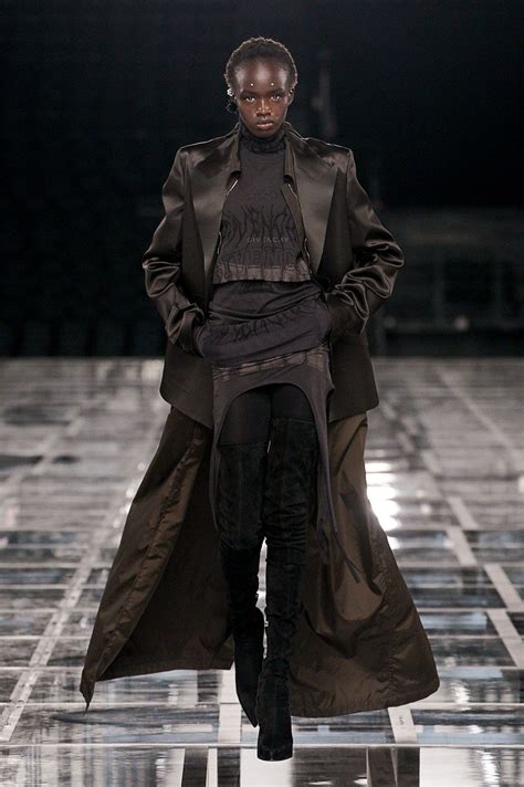 givenchy spring 2022 ready to wear